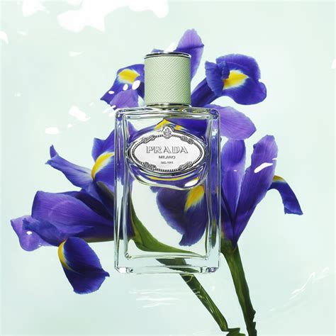 prada perfume iris review.